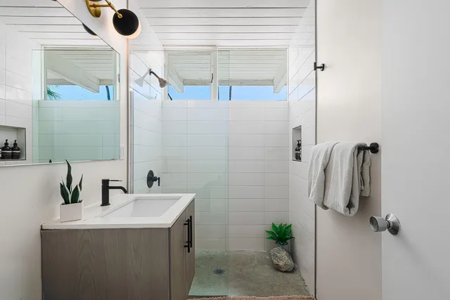 $1,339,000 | 633 Canon Drive, Palm Springs, CA 92264