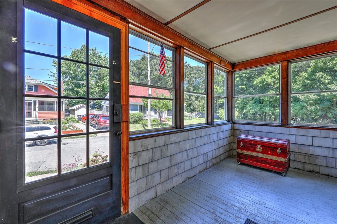 22 Cherry Road Cranston, RI 02905 - Photo 5 of 27 Gallery Image 5