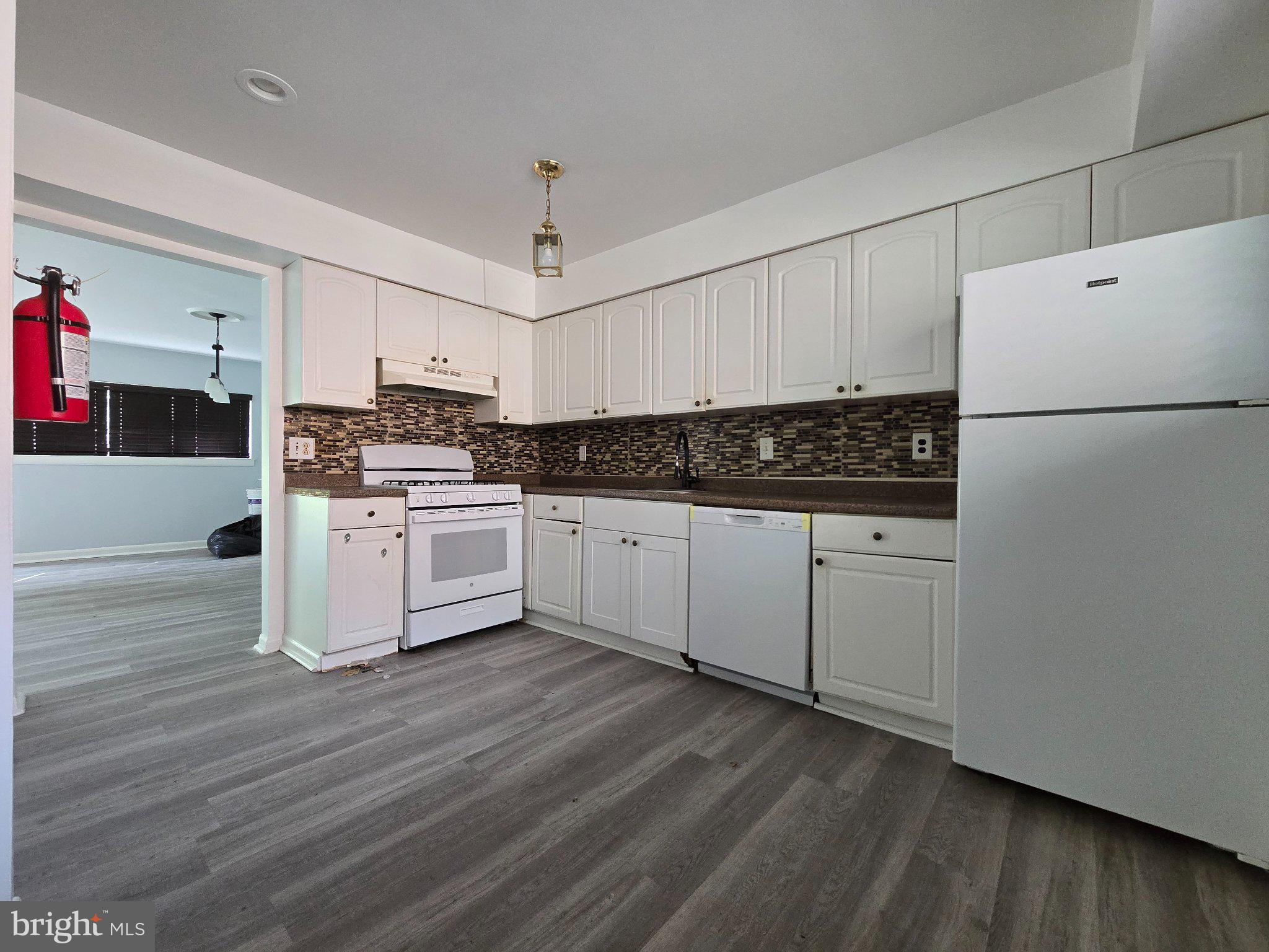 145 Echelon Road Voorhees, NJ 08043 - Photo 7 of 18