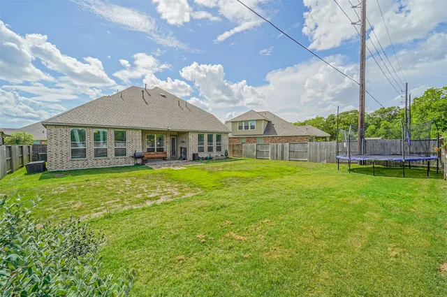 $3,450 | 9507 Carson Lane, Rosharon, TX 77583
