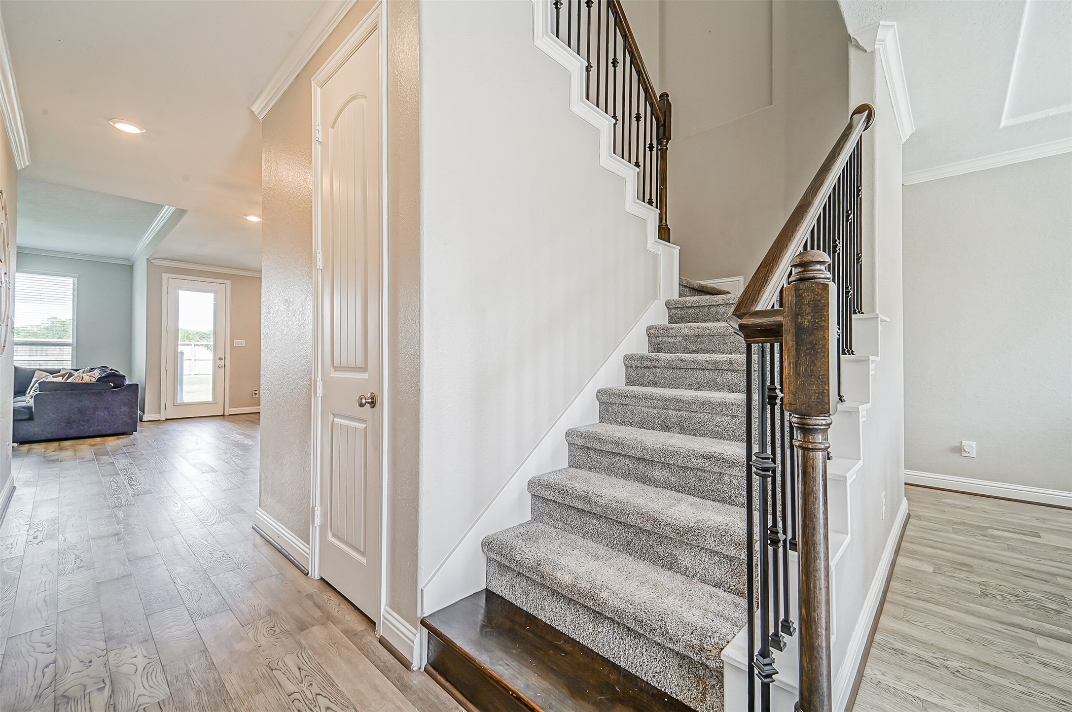 9507 Carson Lane Rosharon, TX 77583 - Photo 8 of 45