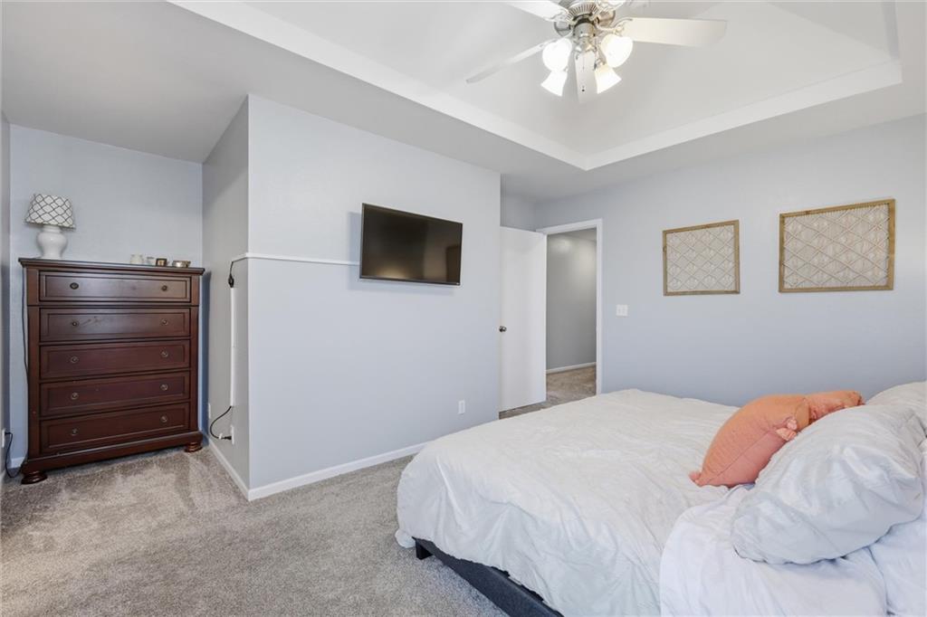 2140 Southwest Gooseberry Lane Lee's Summit, MO 64082 - Photo 12 of 32