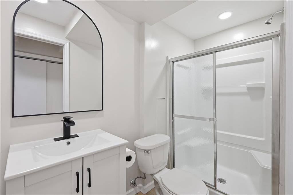 2140 Southwest Gooseberry Lane Lee's Summit, MO 64082 - Photo 21 of 32