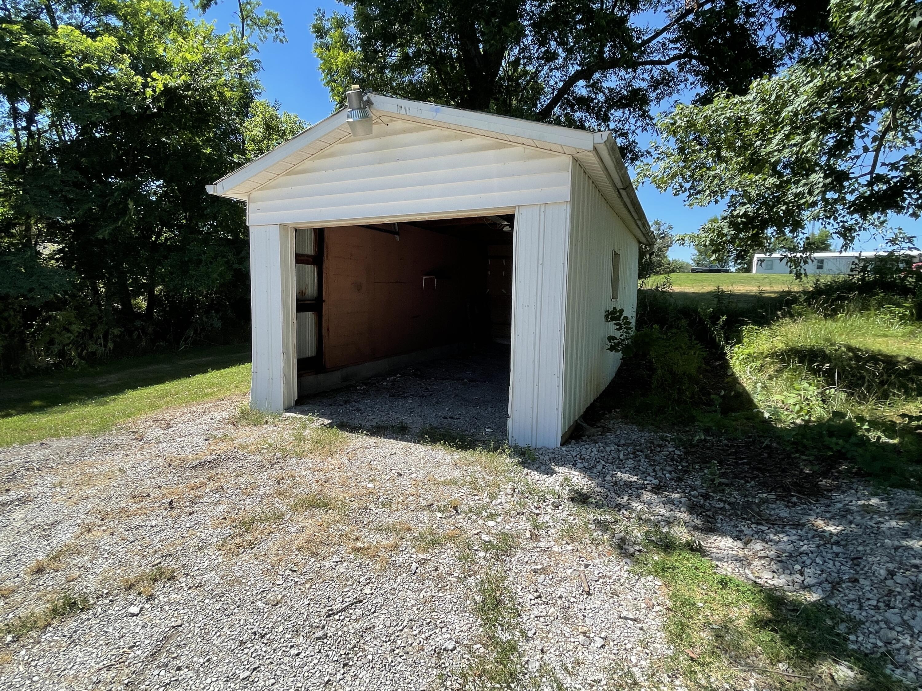 920 Floyd Switch Road Eubank, KY 42567 - Photo 19 of 19 IMG_0279