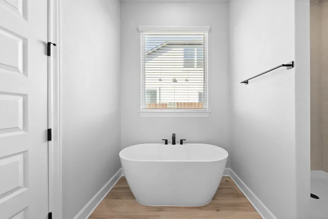 $469,900 | 17224 Autumn Falls Drive, Manor, TX 78653