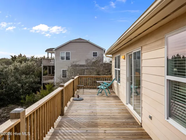 $887,000 | 6410 Sea Crest Court, Emerald Isle, NC 28594
