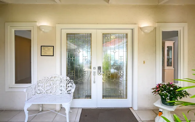 $2,500,000 | 78-6871 Kuhinanui Street, Kailua-Kona, HI 96740