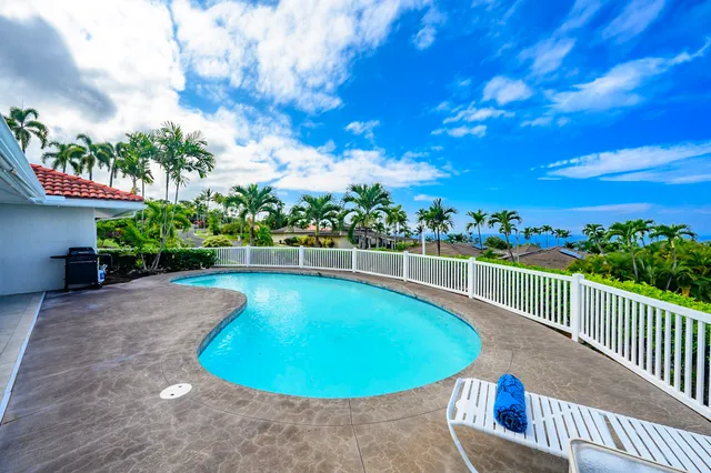 $2,500,000 | 78-6871 Kuhinanui Street, Kailua-Kona, HI 96740