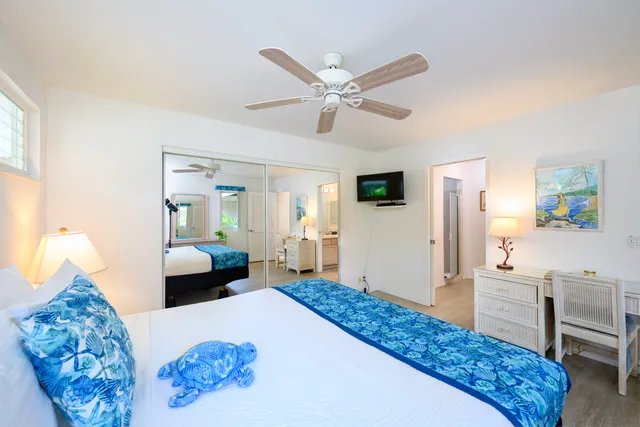 $2,500,000 | 78-6871 Kuhinanui Street, Kailua-Kona, HI 96740