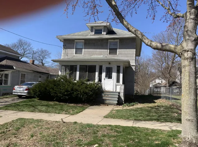 $44,900 | 1232 Maple Avenue, Jackson, MI 49203