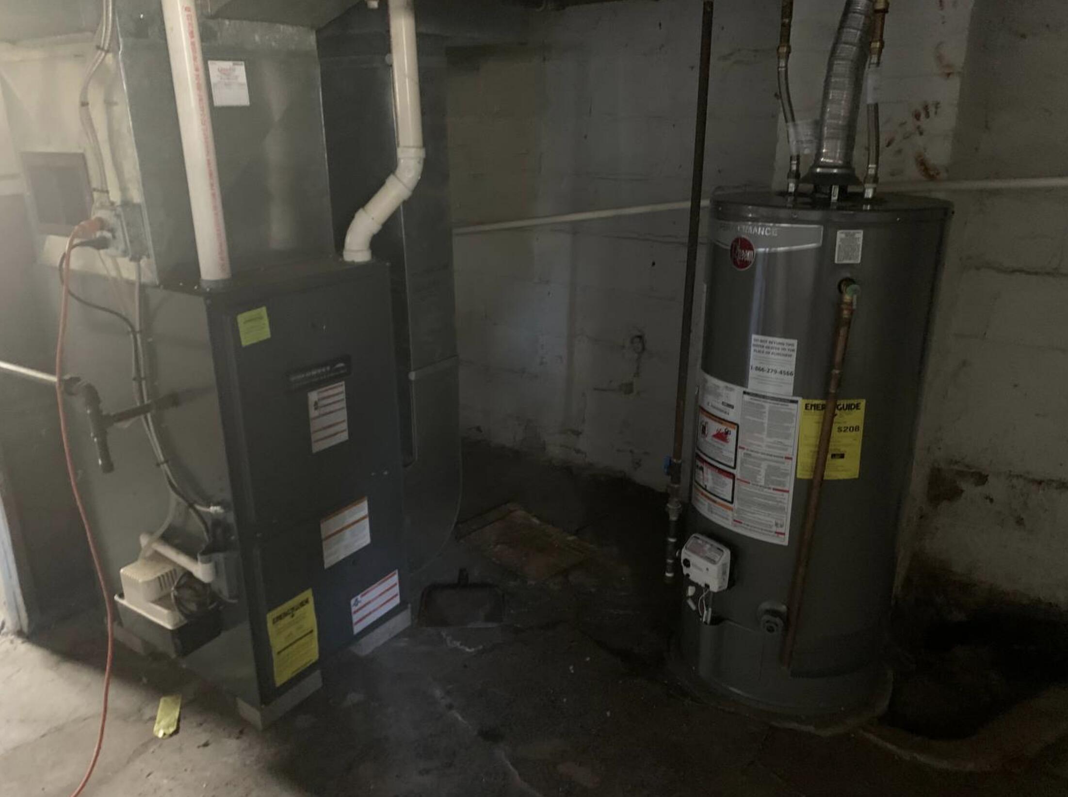 1232 Maple Avenue Jackson, MI 49203 - Photo 13 of 14 Screenshot 2023-04-11 at 2.45.04 PM