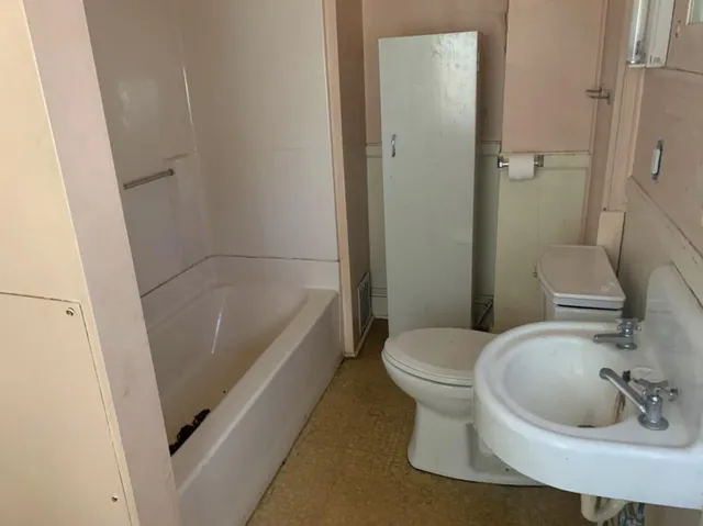 $44,900 | 1232 Maple Avenue, Jackson, MI 49203