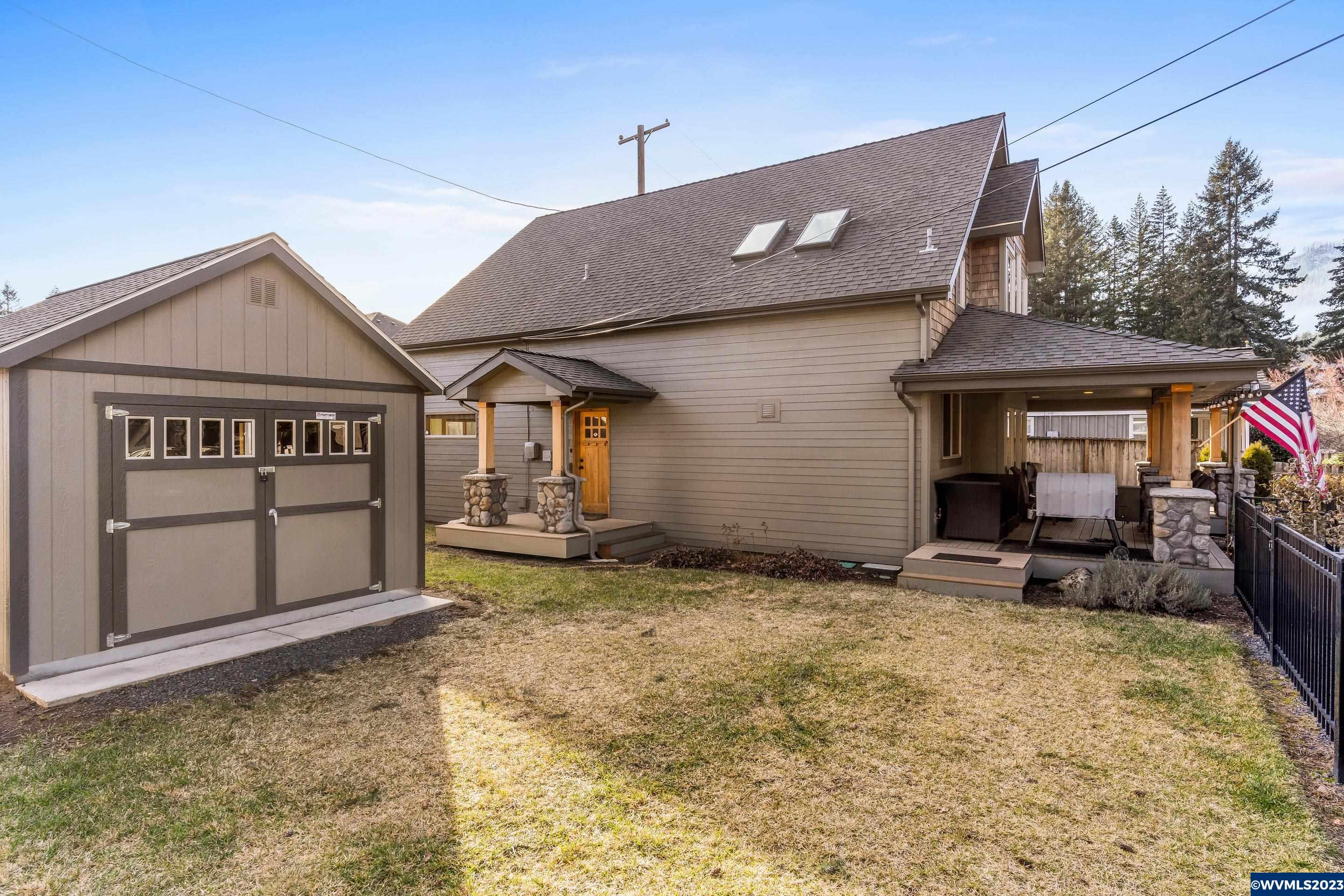 325 Clester Road Detroit, OR 97342 - Photo 32 of 35 Gallery Image 32