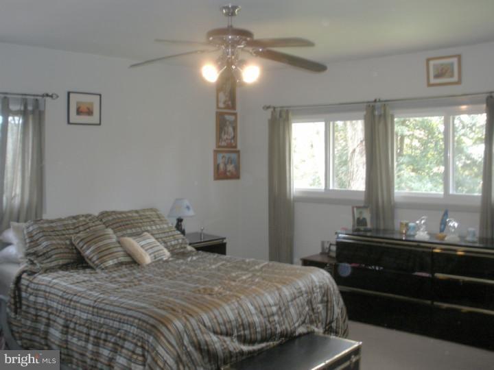 24 Rampart East Media, PA 19063 - Photo 17 of 25 Bedroom - Main