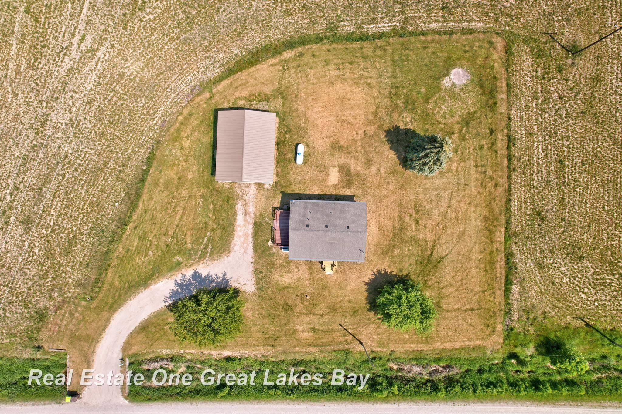 2532 Bordeau Road Standish, MI 48658 - Photo 47 of 50