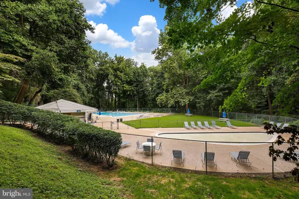 $193,000 | 4361 Americana Drive, Unit A, Annandale, VA 22003