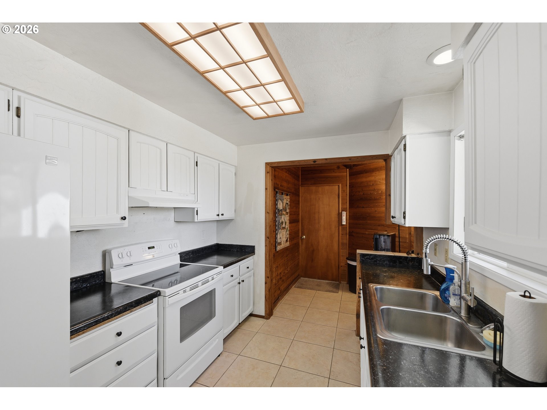 3793 Fir Street North Bend, OR 97459 - Photo 11 of 39