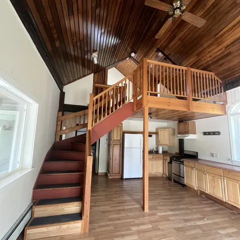 $760,000 | 2032 Highway 2, Waterbury, VT 05676