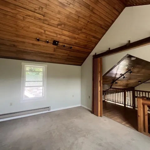 $760,000 | 2032 Highway 2, Waterbury, VT 05676