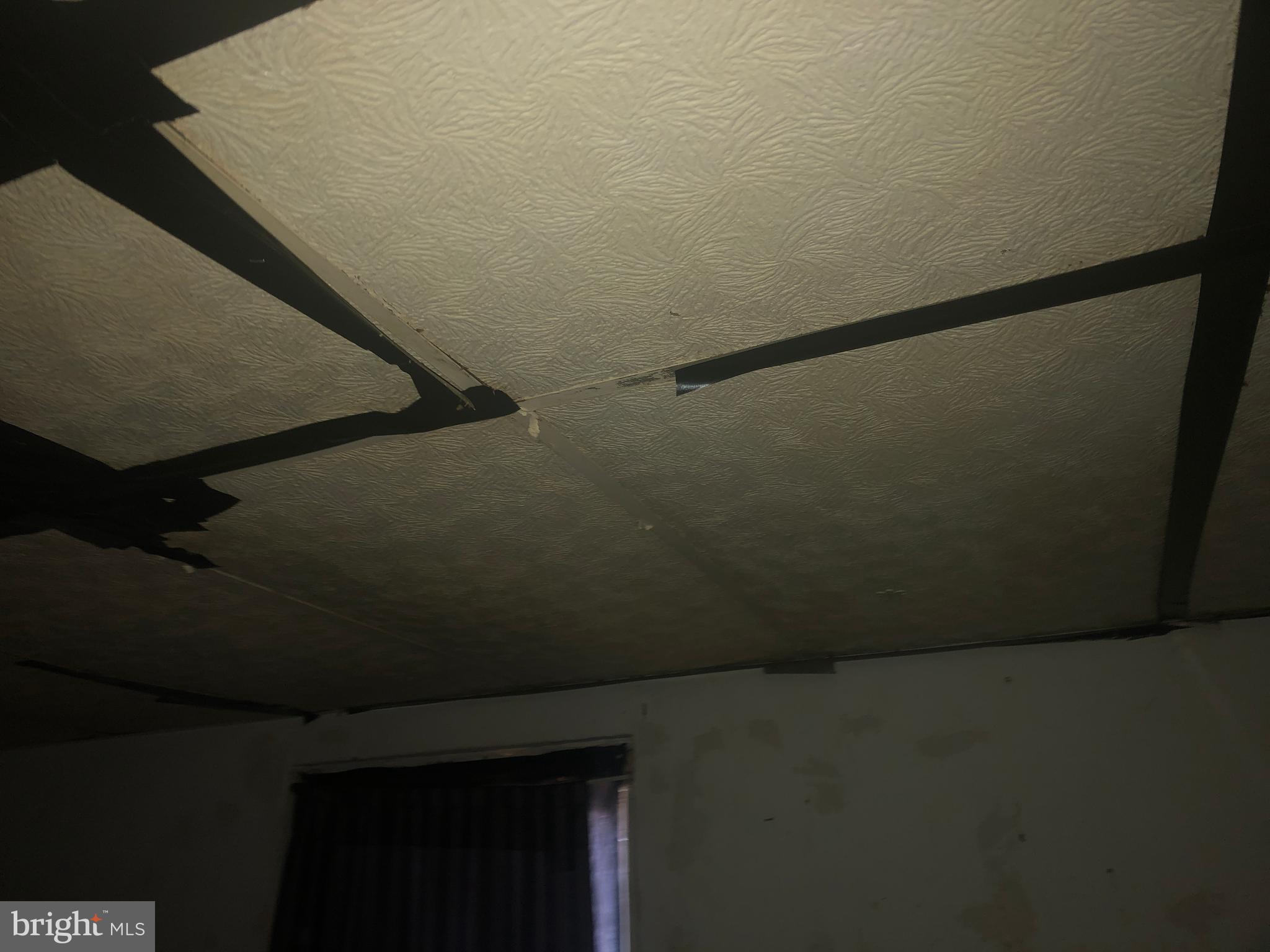 3076 Kearsarge Road Camden, NJ 08104 - Photo 24 of 35