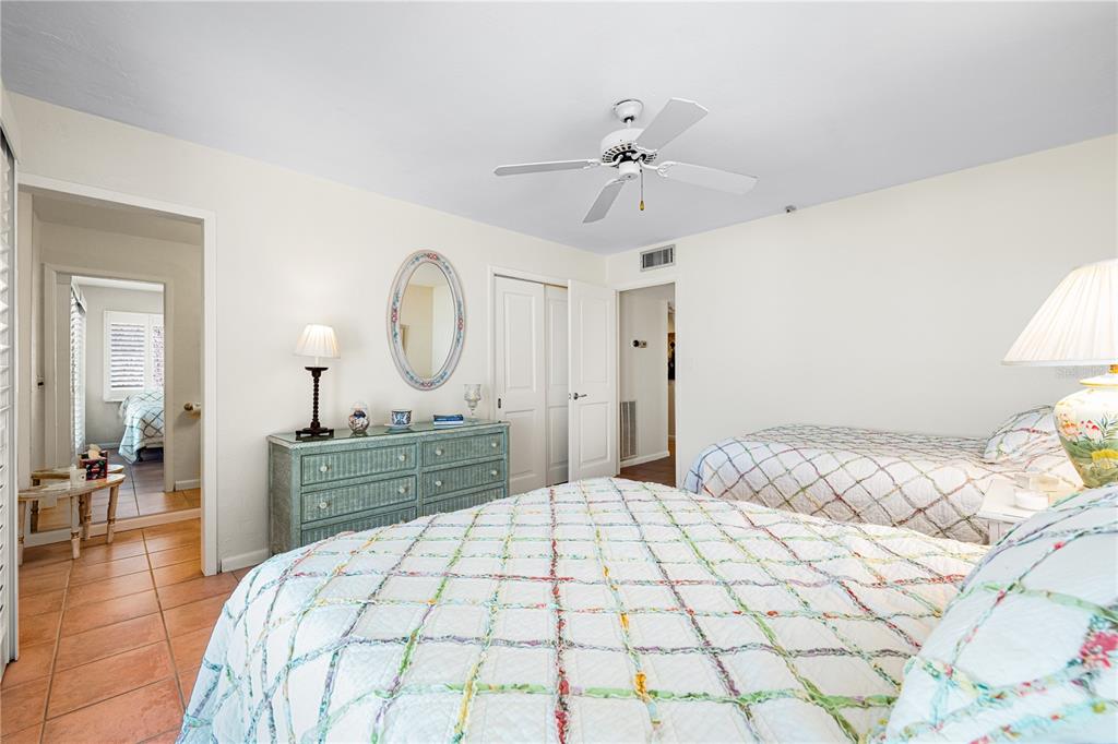 8592 Hidden Lagoon Road Sarasota, FL 34242 - Photo 45 of 82 Gallery Image 45