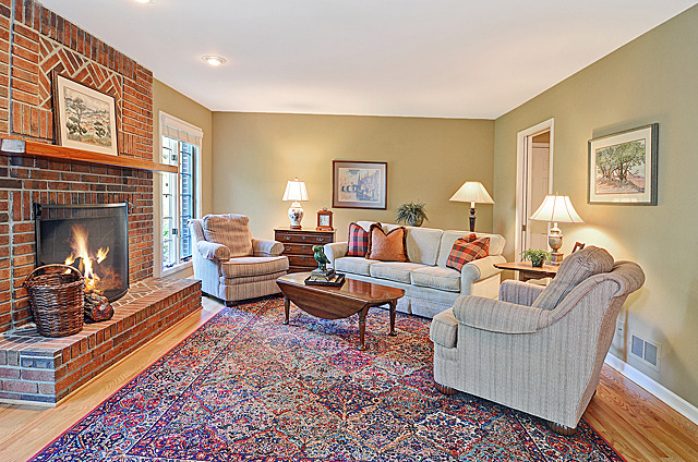 342 Ravine Road Hinsdale, IL 60521 - Photo 8 of 23