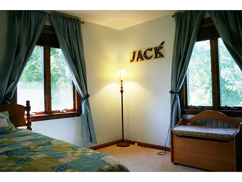 204 Mingo Road Wexford, PA 15090 - Photo 16 of 25 Bedroom. THE THIRD BEDROOM.