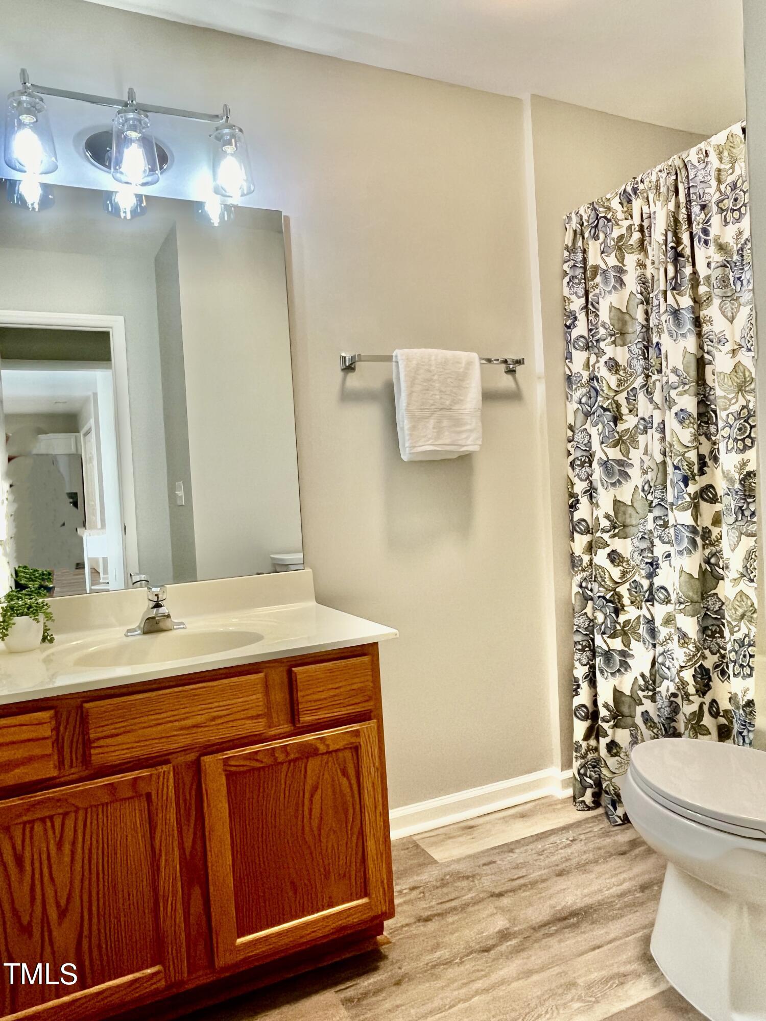 3312 Wellington Ridge Loop Cary, NC 27518 - Photo 14 of 23 Bath3 (1)