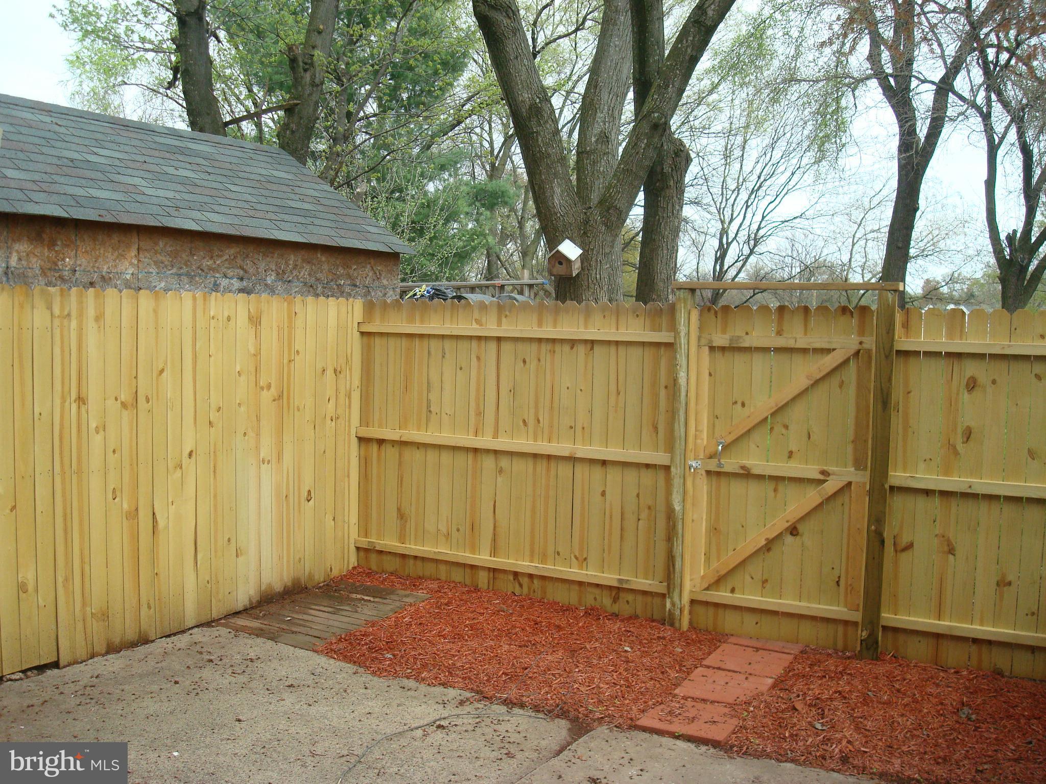 9903 Hampton Road Manassas, VA 20110 - Photo 18 of 30 Exterior (Rear)