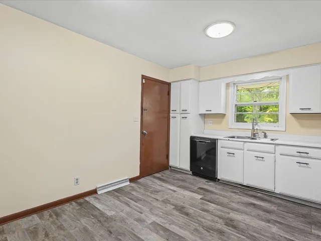 $265,000 | 229-239 Flintridge Drive, Rockford, IL 61107