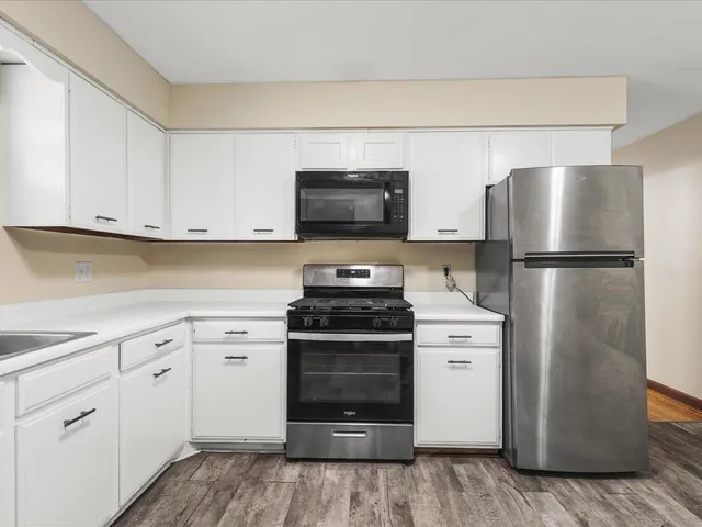 $265,000 | 229-239 Flintridge Drive, Rockford, IL 61107