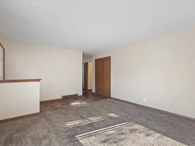 $265,000 | 229-239 Flintridge Drive, Rockford, IL 61107