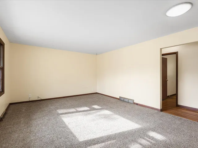 $265,000 | 229-239 Flintridge Drive, Rockford, IL 61107