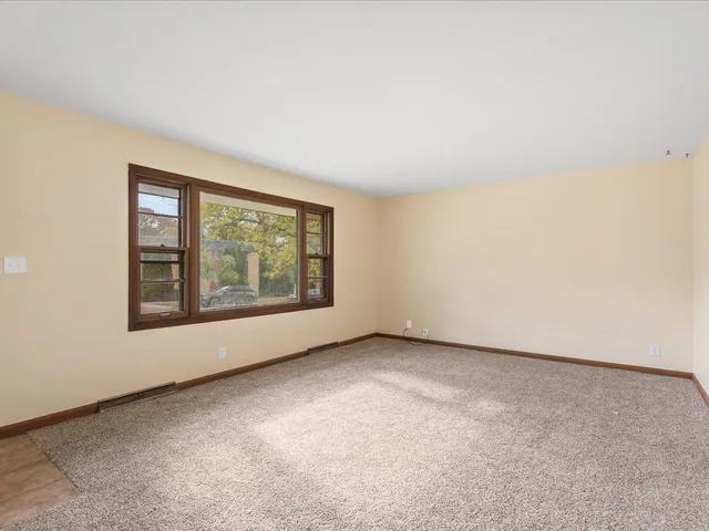 $265,000 | 229-239 Flintridge Drive, Rockford, IL 61107