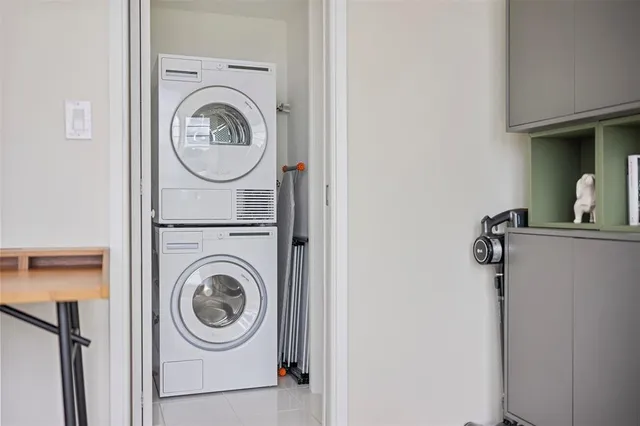 $325,000 | 575 Oaks Lane, Unit 603, Pompano Beach, FL 33069