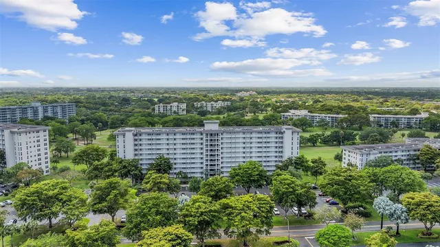 $325,000 | 575 Oaks Lane, Unit 603, Pompano Beach, FL 33069