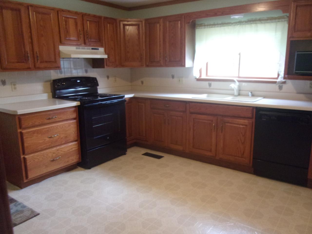 909 River Street Rhinelander, WI 54501 - Photo 7 of 21 Gallery Image 7