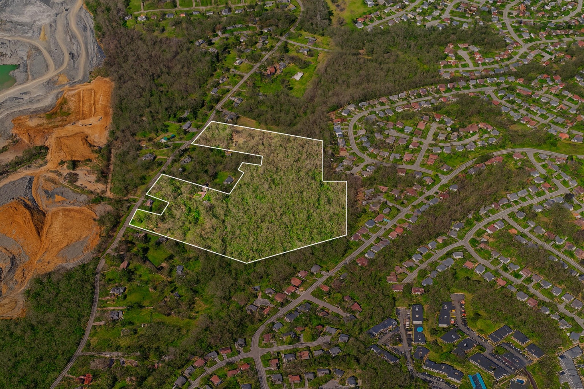 516 Franklin Limestone Road Nashville, TN 37217 - Photo 2 of 29