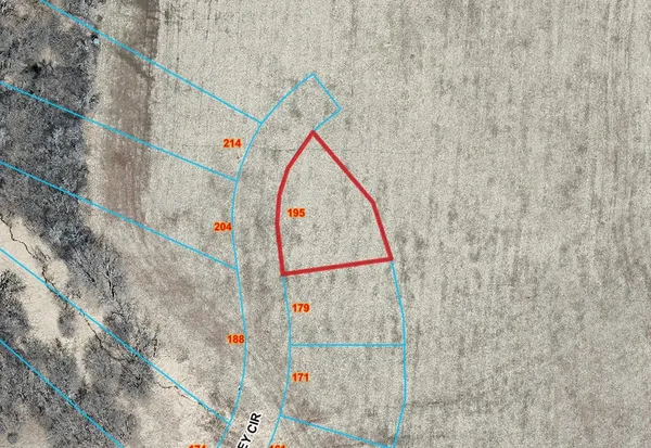 $85,000 | 195 Hidden Valley Circle, Unit 8, Fond du Lac, WI 54937