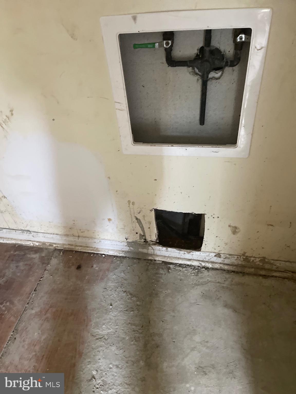 7985 Riggs Road, Unit 1 Hyattsville, MD 20783 - Photo 21 of 25 a view of water heater room