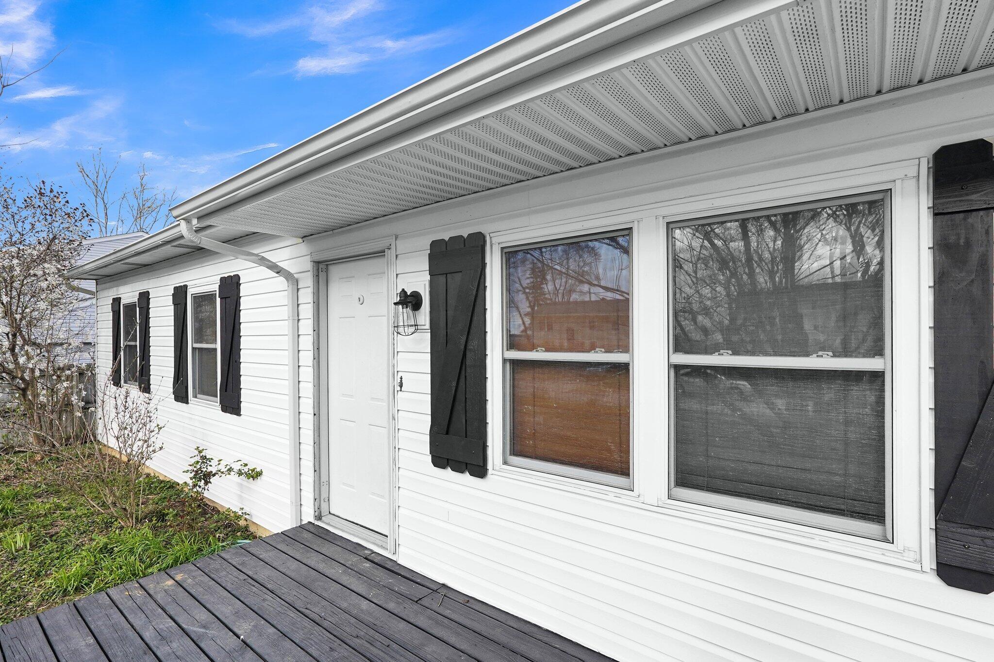 5274 Rampart Road Columbus, OH 43207 - Photo 4 of 27 4-web-or-mls-5274-rampart-rd