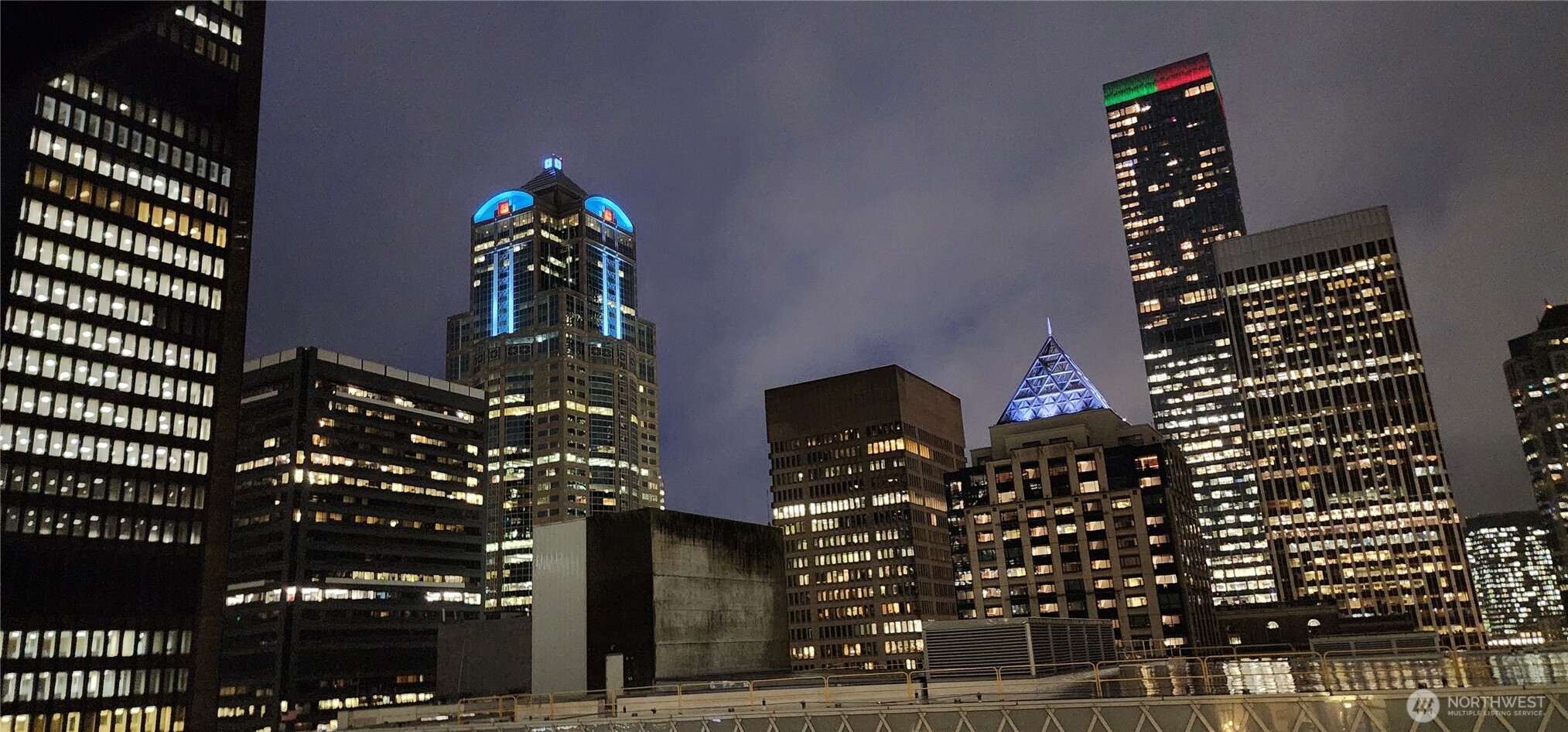909 5th Avenue, Unit 1203 Seattle, WA 98164 - Photo 10 of 32 front view of a building