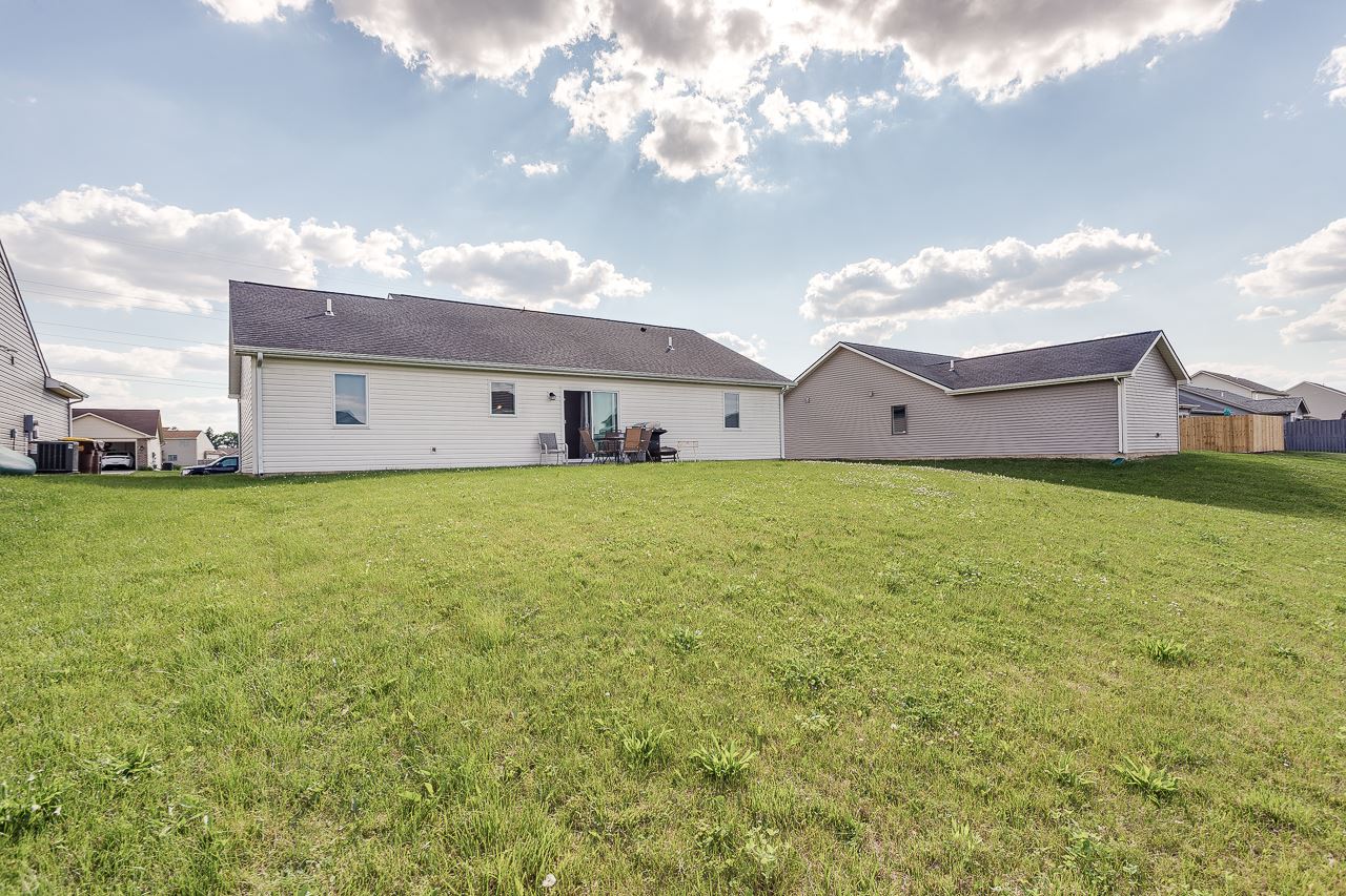 2676 Stonecrop Road Huntertown, IN 46748 - Photo 33 of 35