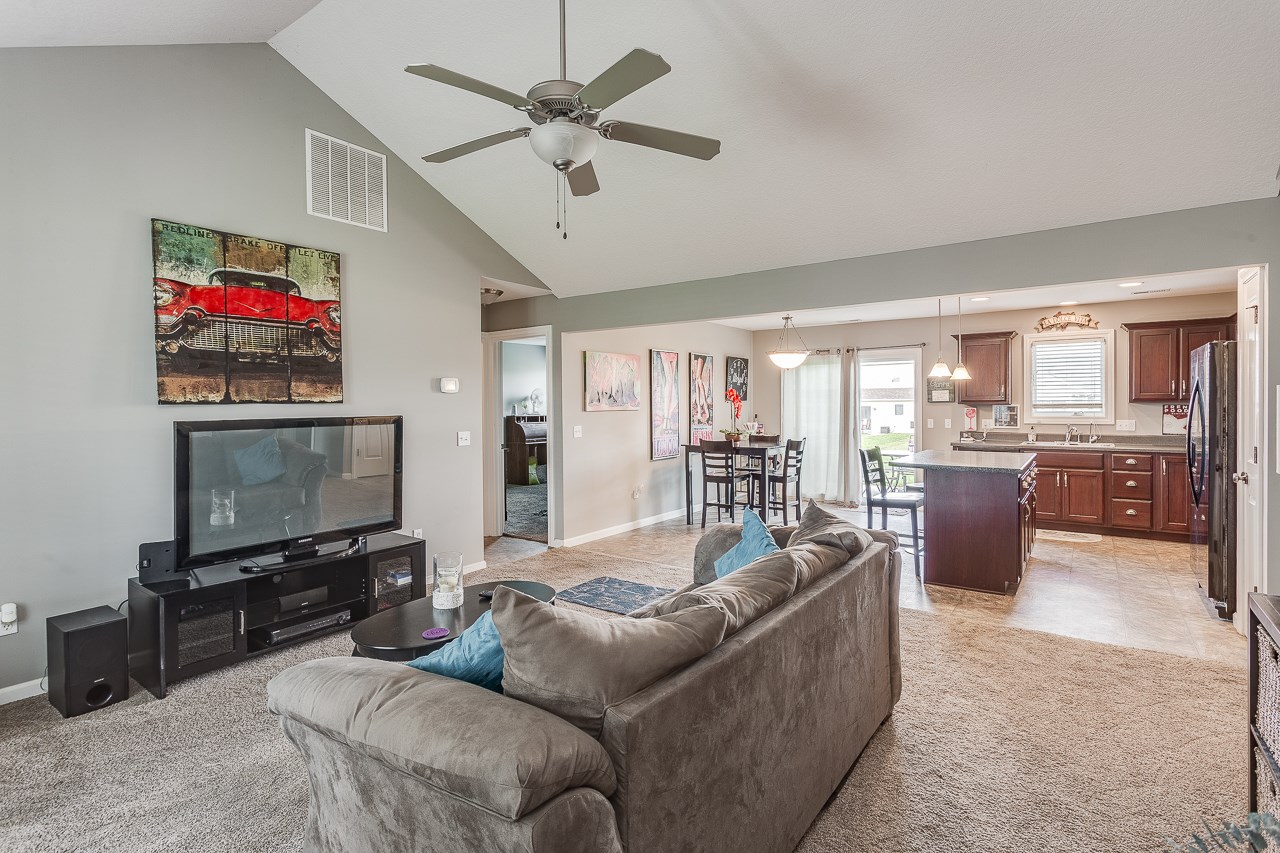 2676 Stonecrop Road Huntertown, IN 46748 - Photo 5 of 35