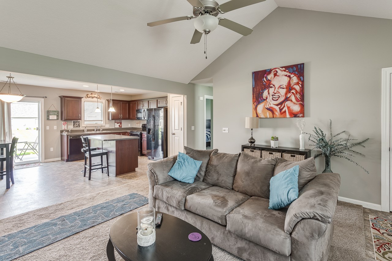 2676 Stonecrop Road Huntertown, IN 46748 - Photo 6 of 35
