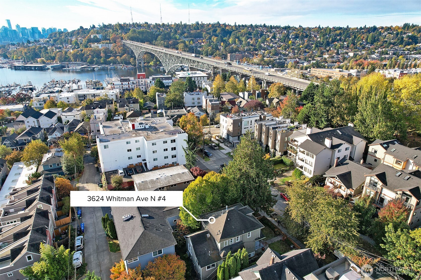 3624 Whitman Avenue North, Unit 4 Seattle, WA 98103 - Photo 33 of 39 a view of a city