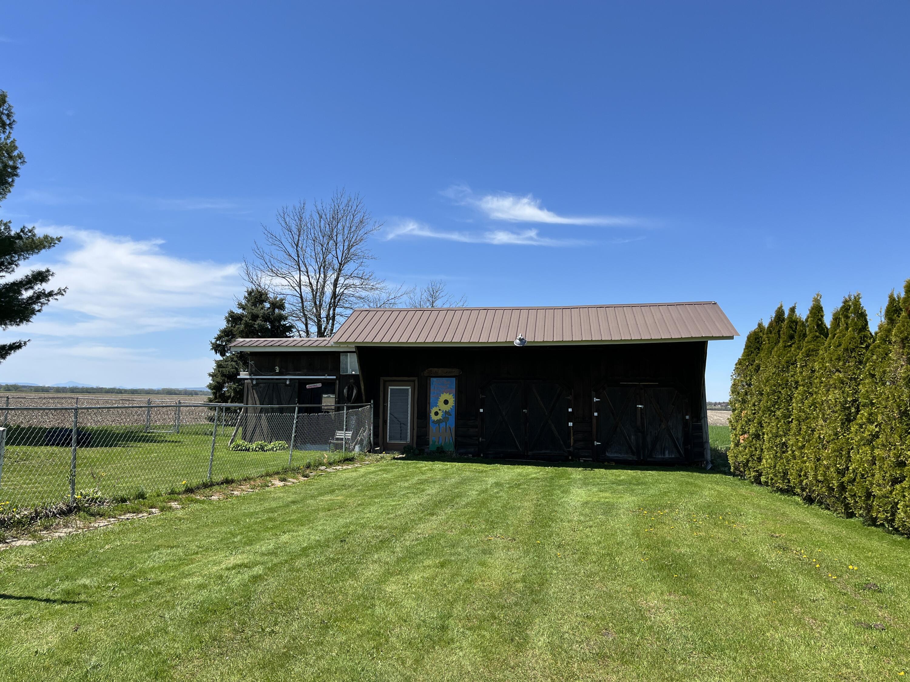 2407 Lake Shore Road Champlain, NY 12921 - Photo 38 of 42 IMG_4559