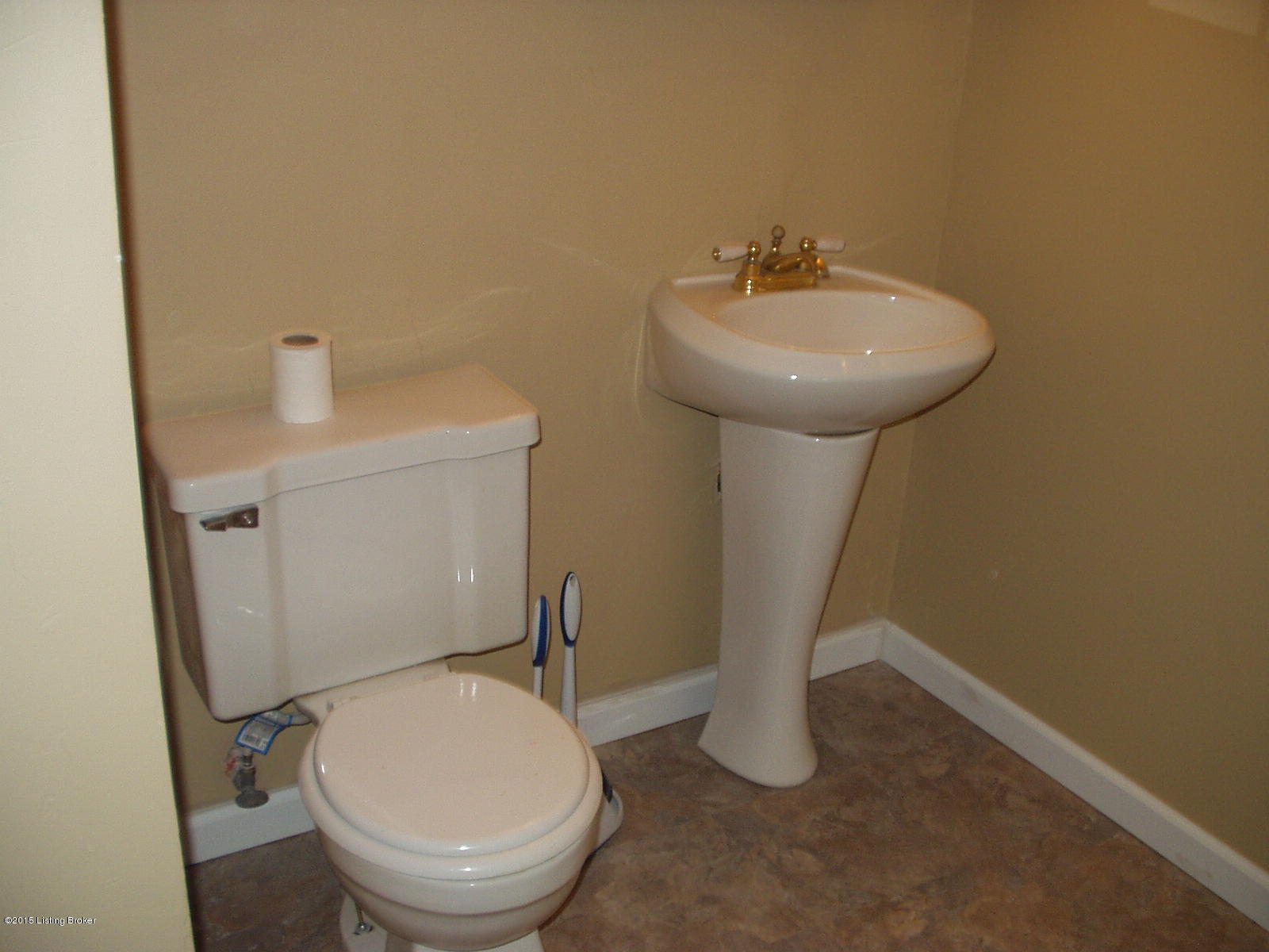 245 Western Road Louisville, KY 40229 - Photo 28 of 28 P1010037