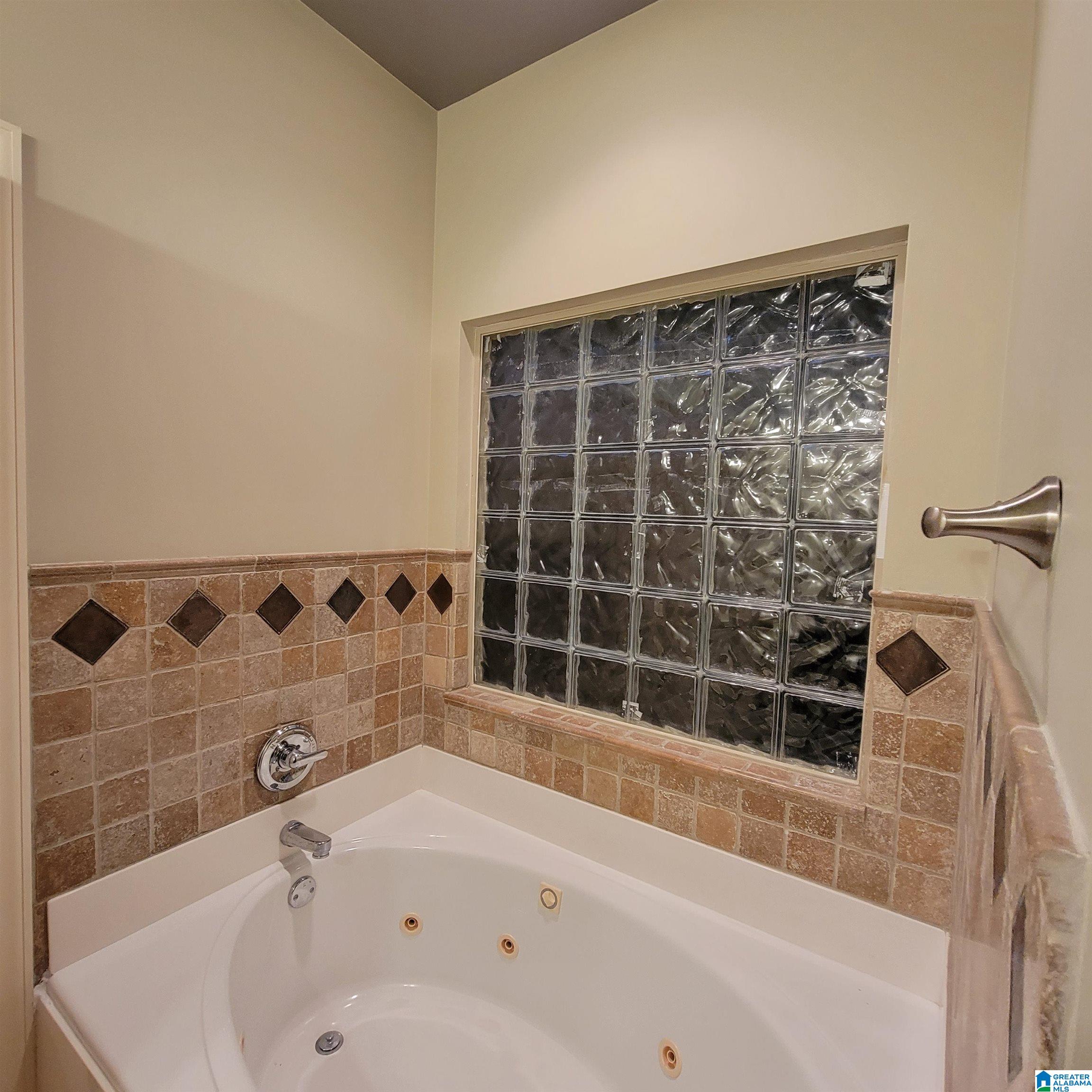 2056 Highview Way Calera, AL 35040 - Photo 12 of 29