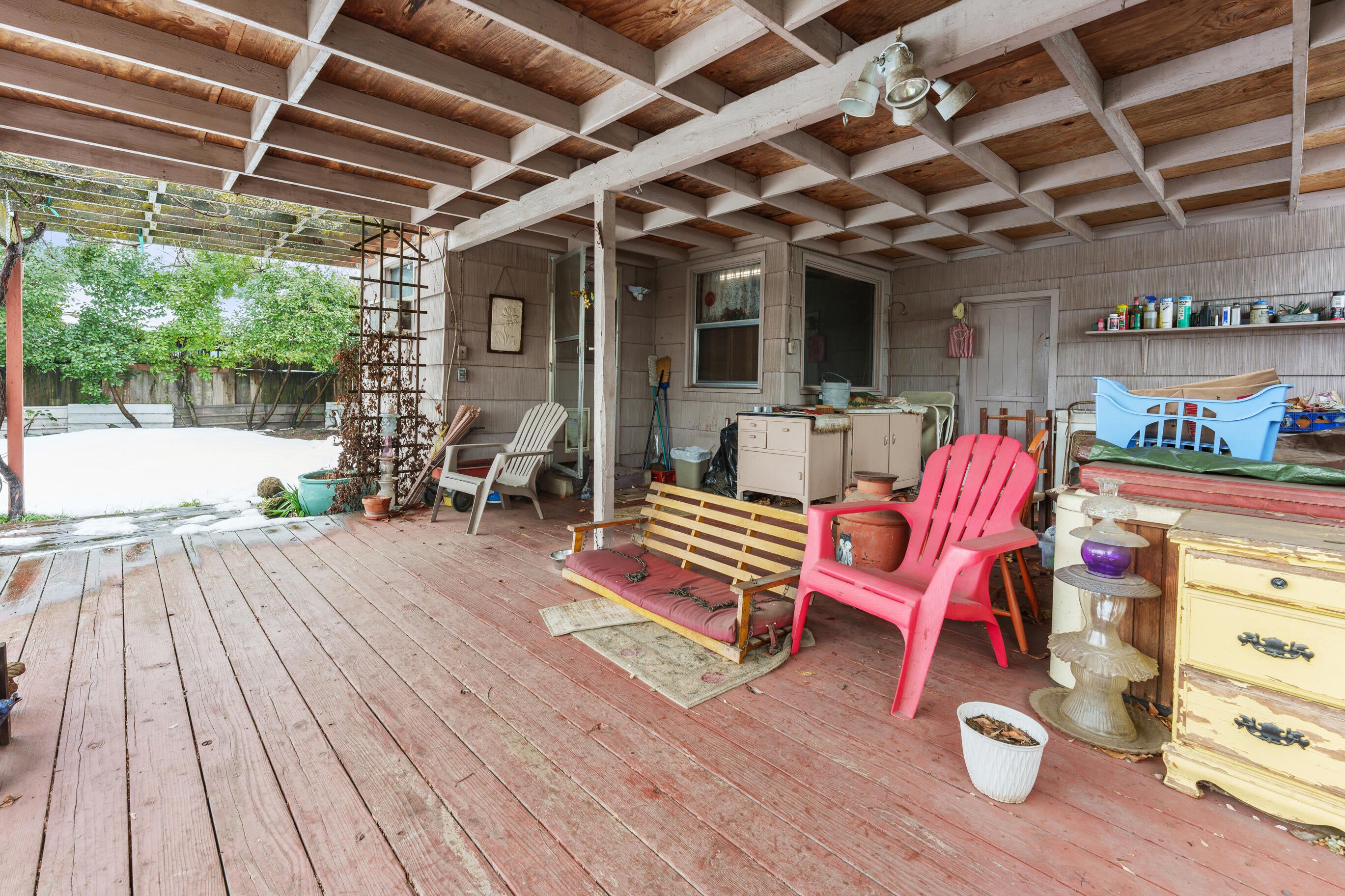 457 Rostel Street Central Point, OR 97502 - Photo 17 of 20 457_Porch2